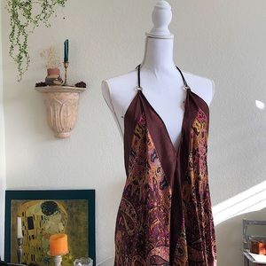 Vintage silk paisley dress 🌿